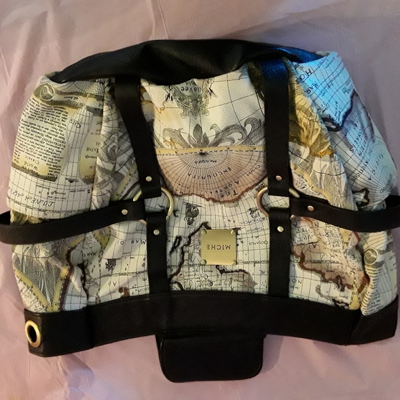 Purses - Picture 6 of 11